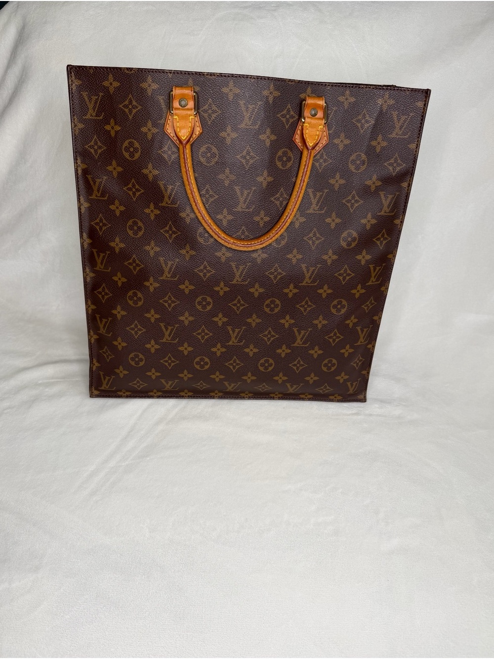 Louis Vuitton Monogram Sac Plat Tote